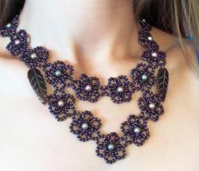 Pearly Petals Necklace, Beading Tutorial in PDF