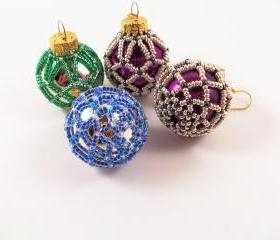 Beaded Christmas Ornament - Pattern 3 Net Beading Tutorial in PDF